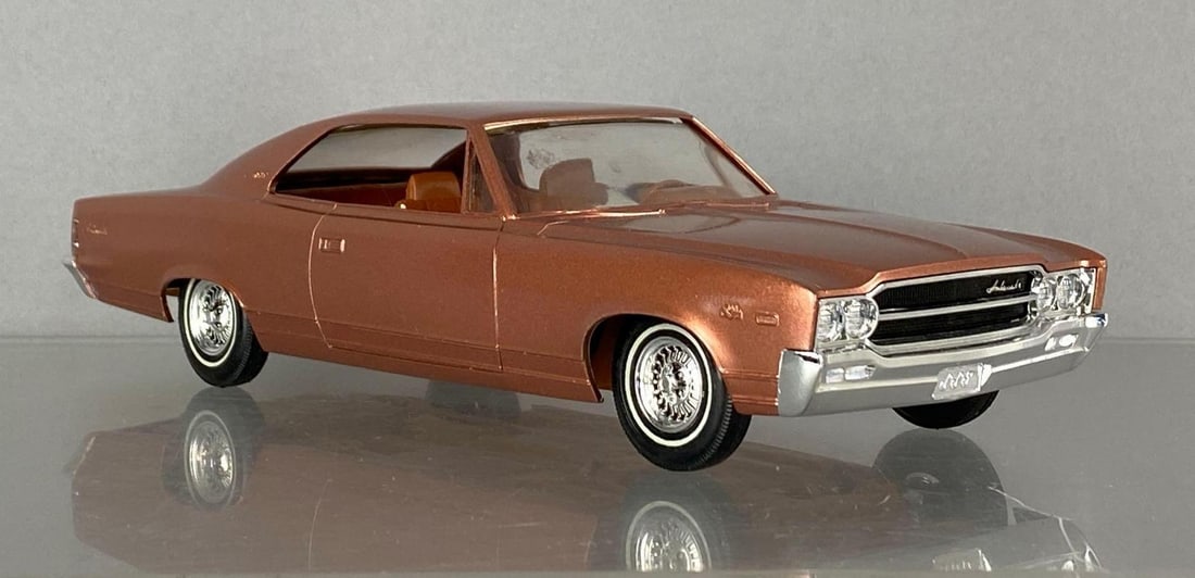 1969 Cadillac Ambassador Copper Dealership Promo Car: Coaster, matching interior