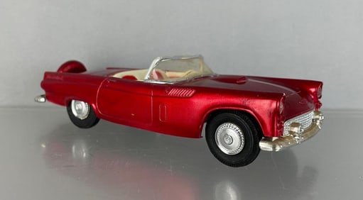 AMT 1956 Ford Thunderbird Painted Convertible Dealership Promo Car
