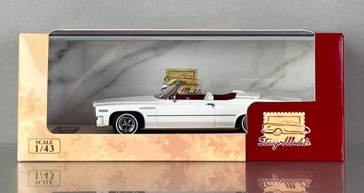 Stamp Models LE 1975 LeSabre Custom Convertible White