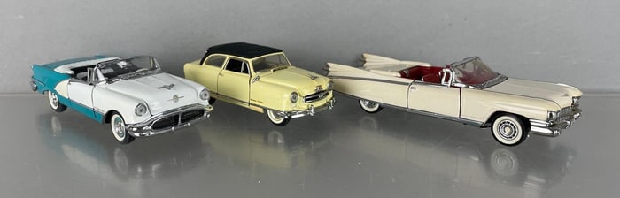Group of 3 Franklin Mint Die-Cast Cars