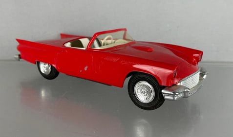 AMT 1957 Ford Thunderbird Type 3 Corvette Dealership Promo Car