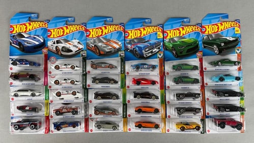 Group of 30 Mattel Hot Wheels Die-Cast Vehicles