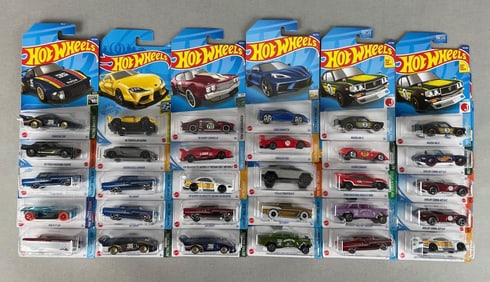 Group of 30 Mattel Hot Wheels Die-Cast Vehicles