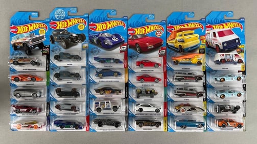 Group of 30 Mattel Hot Wheels Die-Cast Vehicles