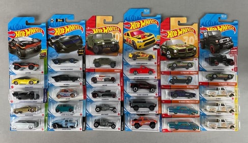 Group of 30 Mattel Hot Wheels Die-Cast Vehicles