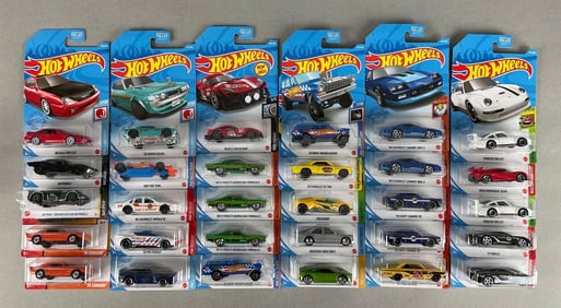 Group of 30 Mattel Hot Wheels Die-Cast Vehicles