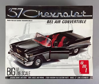 AMT 1957 Chevrolet Bel Air Convertible Plastic Model Kit