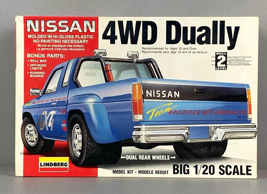 Lindberg Nissan 4WD Dually Plastic Model Kit (1 of 3)