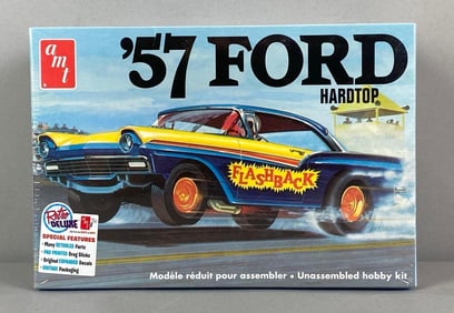 AMT 1957 Ford Flashback Hardtop Plastic Model Kit