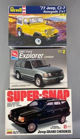 Group of 3 Jeep and Ford Plastic Model Kits