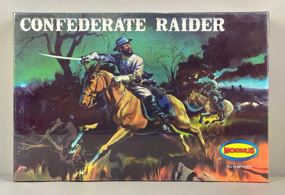 Moebius Confederate Raider Plastic Model Kit (1 of 3)