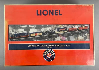 2000 Lionel O Scale Service Station Special Train Set