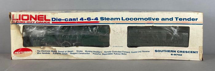 Lionel O Scale Southern Crescent 4-6-4 Steam Locomotive and Tender