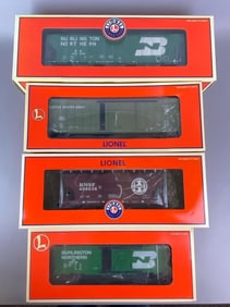 Group of 4 Lionel O Scale Train Cars
