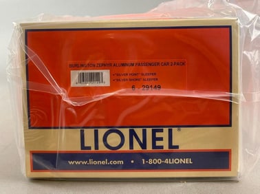 Group of 2 Lionel O Scale Burlington Zephyr Passenger Car