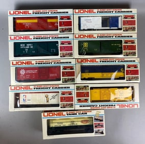 Group of 9 Lionel O Scale Train Cars