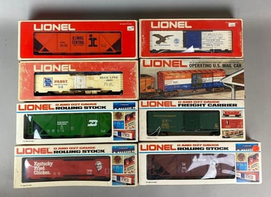 Group of 8 Lionel O Scale Train Cars