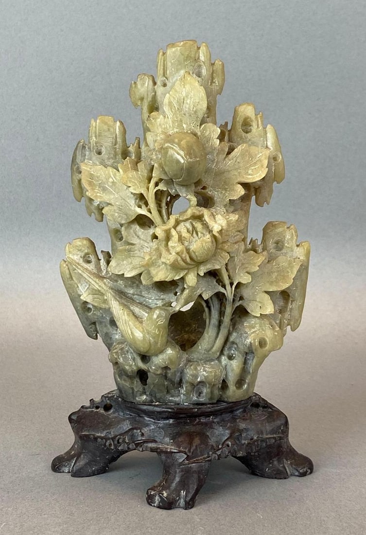 Vintage Chinese Floral Soapstone Carved Figurine: Measures 6 x 4 x 2 inches
