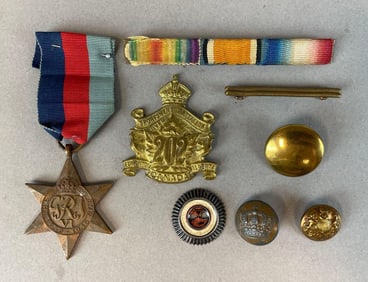 Group of US Military Buttons and Badges