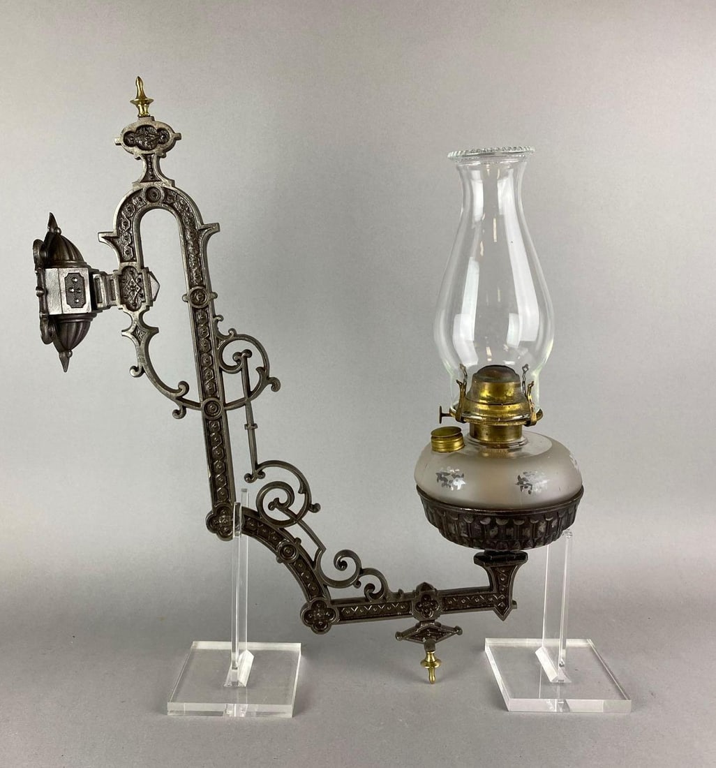 Antique Cast Iron Oil Lamp Wall Sconce (1 of 2)