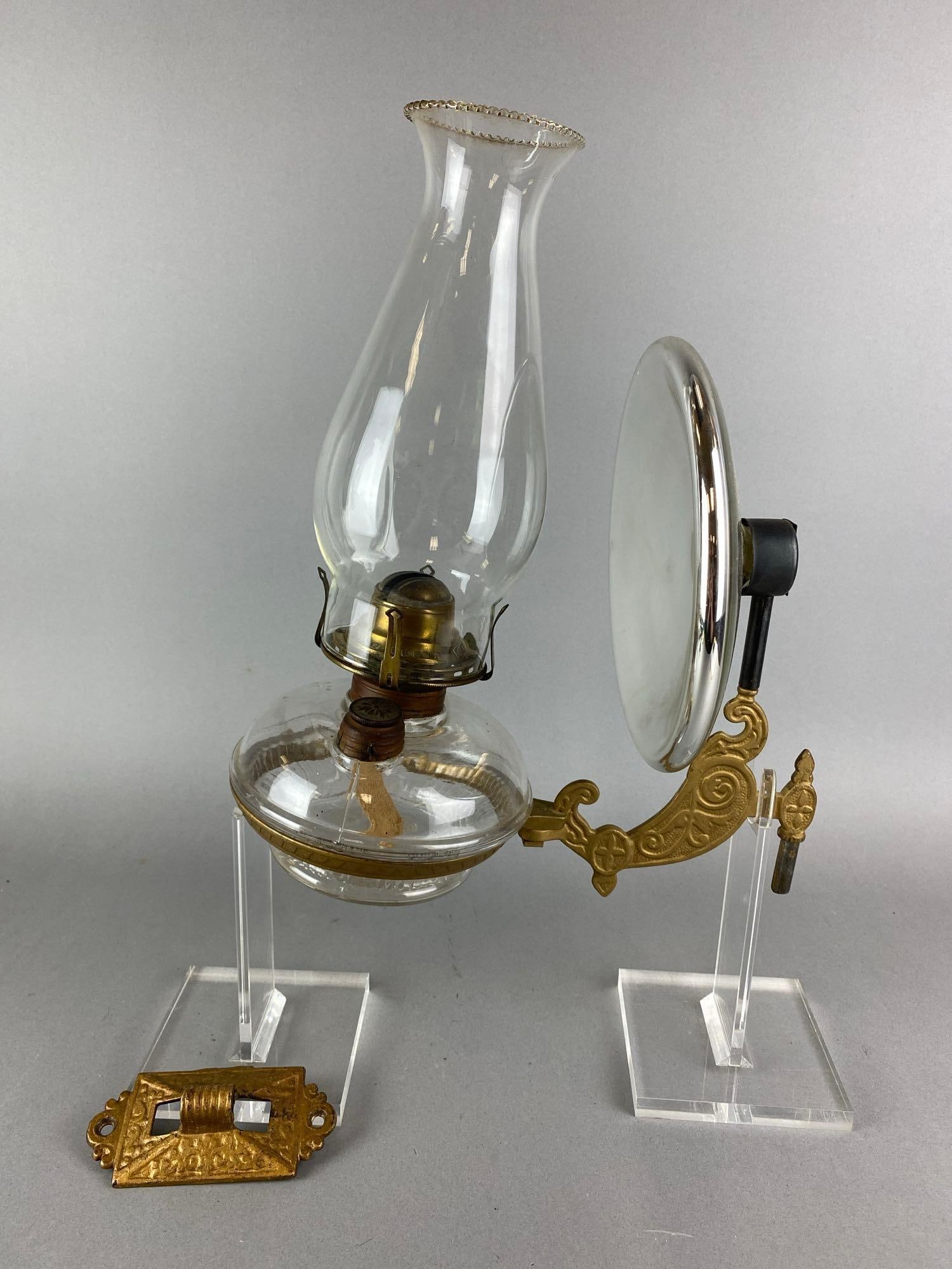 Antique Cast Iron Oil Lamp Wall Sconce (1 of 3)