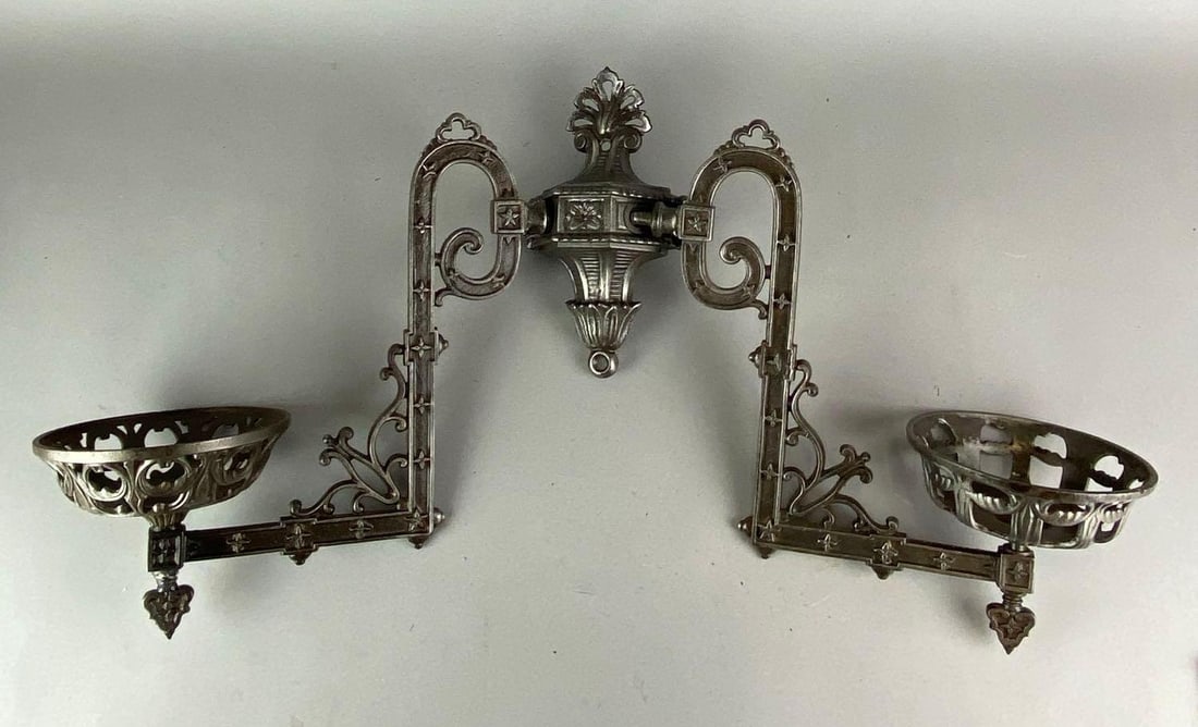 Antique Bradley and Hubbard Cast Iron Oil Lamp Wall Sconce (1 of 3)