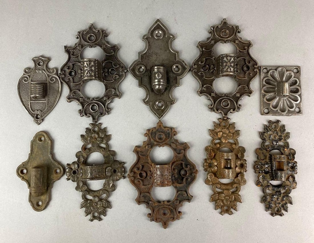 Group of 10 Antique Cast Iron Wall Sconce Bracket Plates (1 of 2)