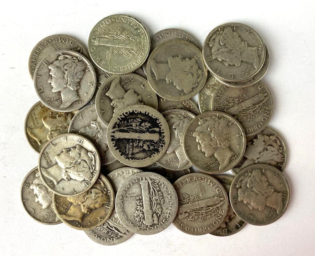Group of 29 Mercury Dimes (1 of 1)