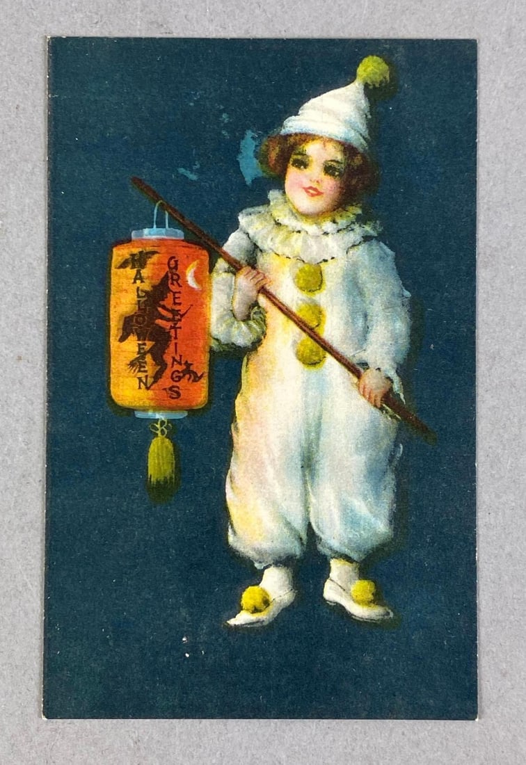 Clapsaddle Halloween Greetings Postcard (1 of 2)