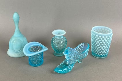 Group of 5 Fenton Glass Items