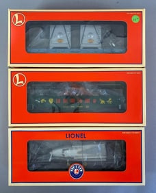 Group of 3 Lionel O Scale Train Cars