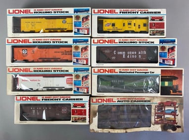 Group of 8 Lionel O Scale Train Cars