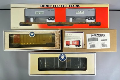 Group of 4 Lionel O Scale Train Cars