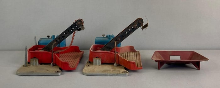Group of Lionel O Scale Coal Loader Building