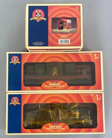 Group of 3 Lionel O Scale Looney Tunes Model Trains Cars and Building