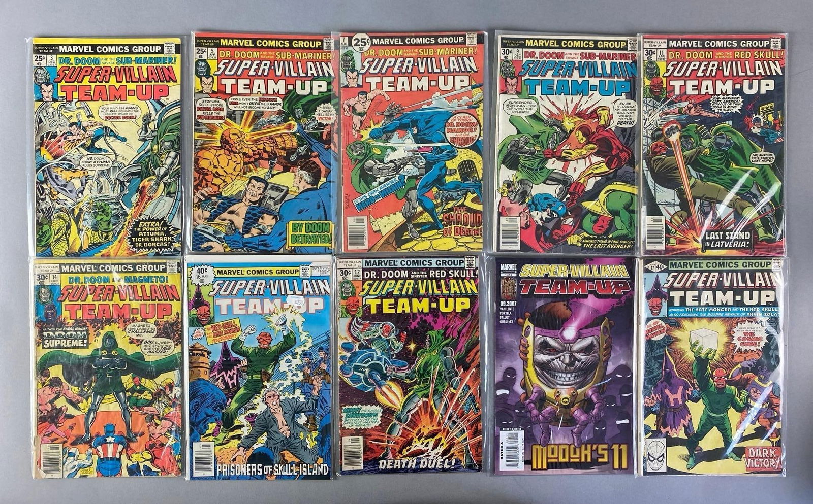 Group of 10 Marvel Super-Villain Team-Up Comic Books: features modok, red skull, Dr Doom and more, bronze - modern age