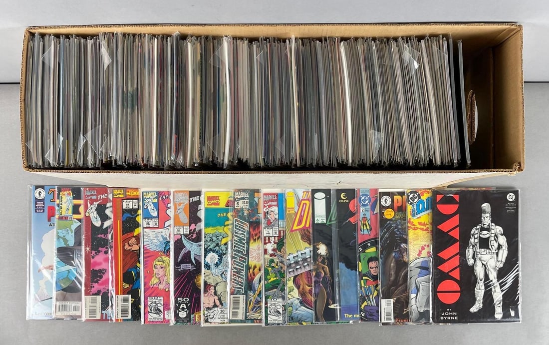 Long Box of Marvel / Dark Horse / Image Comic Books (1 of 3)