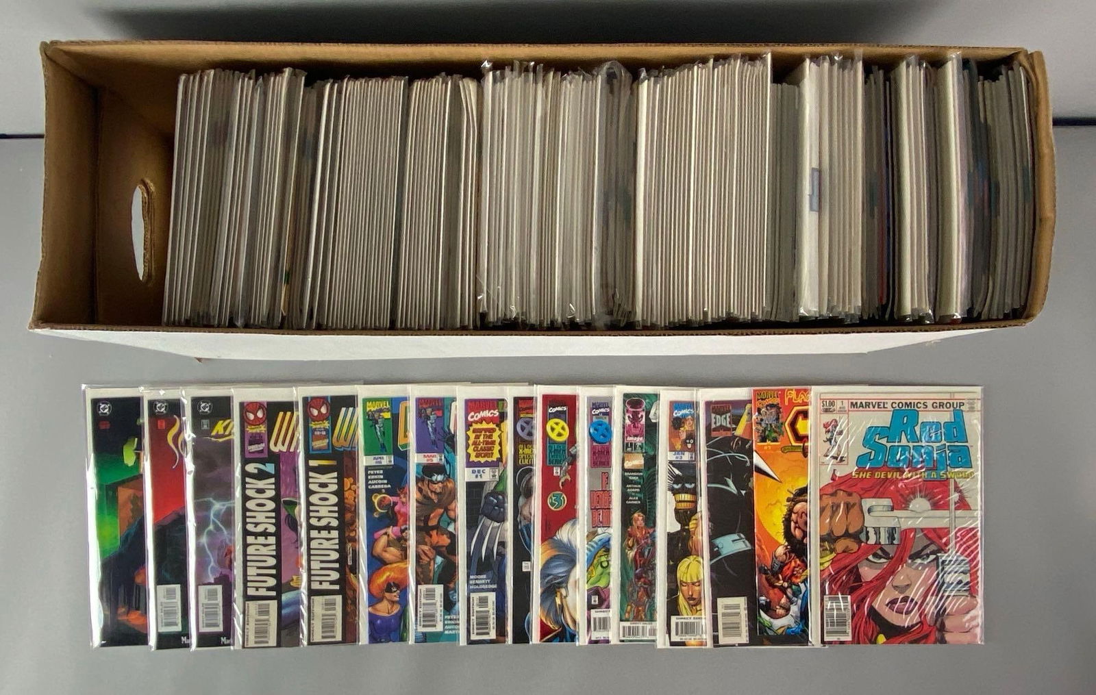 Long Box of Marvel / DC / Image Comic Books (1 of 3)