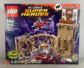 Lego DC Comics Super Heroes Classic Tv Series Batman Batcave Set