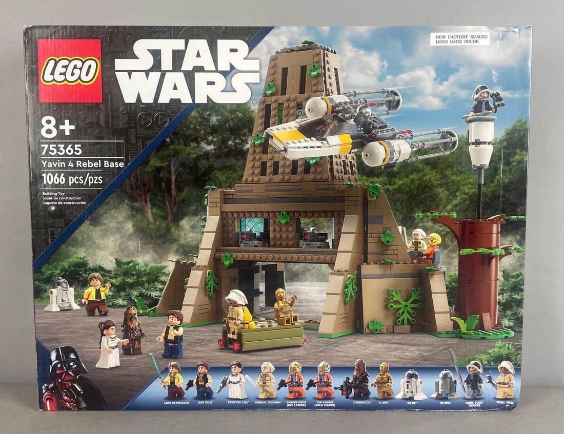 Lego Star Wars Yavin 4 Rebel Base Set (1 of 3)