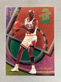 1993 Fleer Power in The Key Michael Jordan #2
