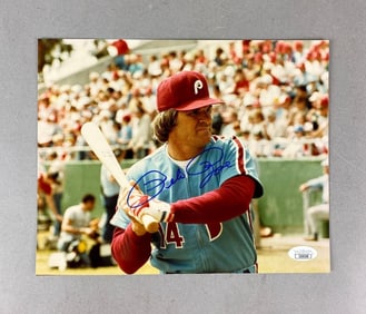 Pete Rose Signed 8 x 10 Photo with JSA COA