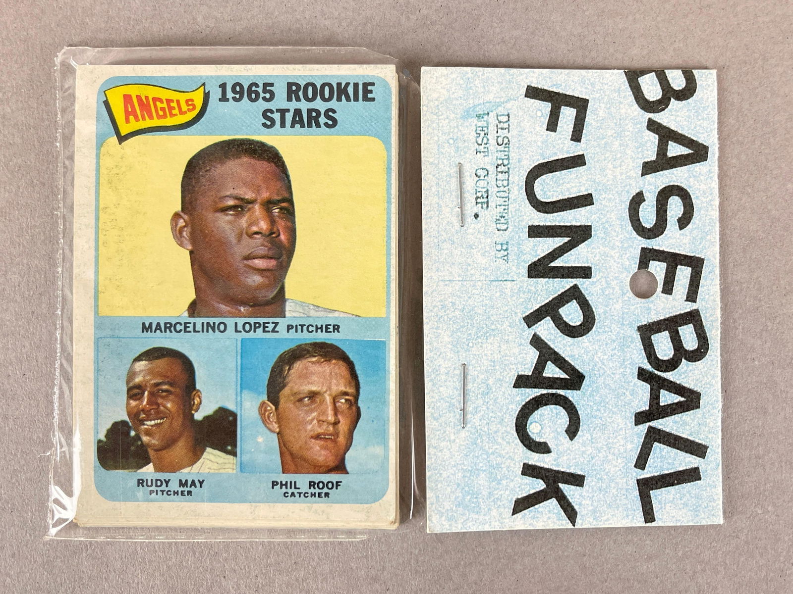 1965 O-Pee-Chee Topps Baseball West Corps Cello Fun Pack with Jim Bunning (1 of 2)