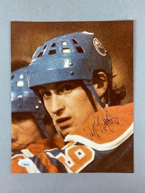 Wayne Gretzky Signed 8 x 10 Photo with JSA COA