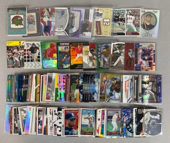 100+ 1990s - 2000s Baseball HOFs, Jerseys, Rookies, and Serial Numbered Cards