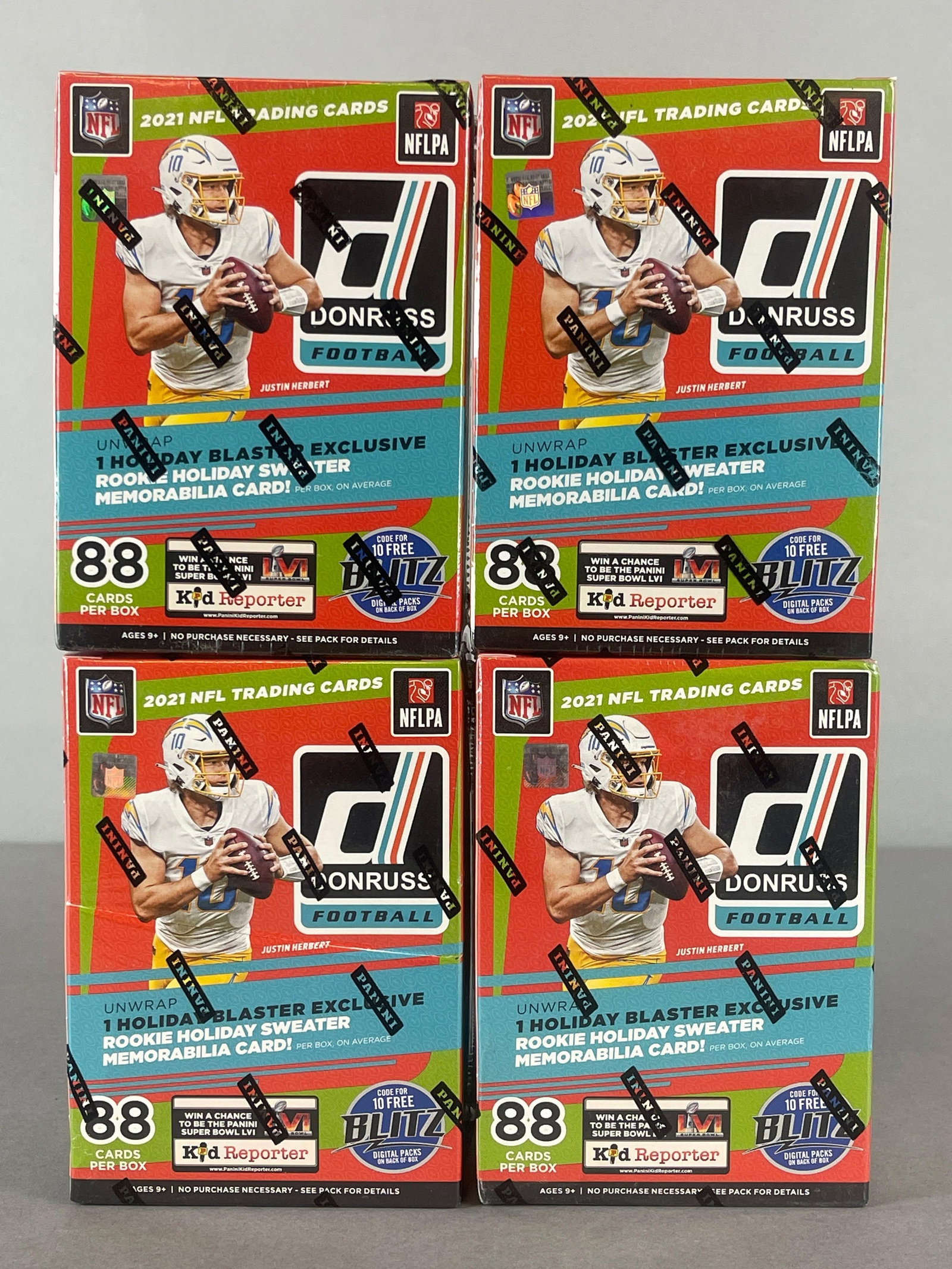 2021 Donruss Holiday Football Blaster Boxes: 11 - Packs per box, 8 - Cards per pack