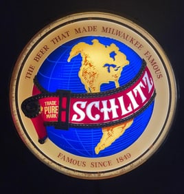Vintage Schlitz Beer Globe Light-Up Advertising Sign