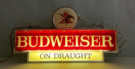 Vintage Budweiser on Draught Light-Up Beer Advertising Sign