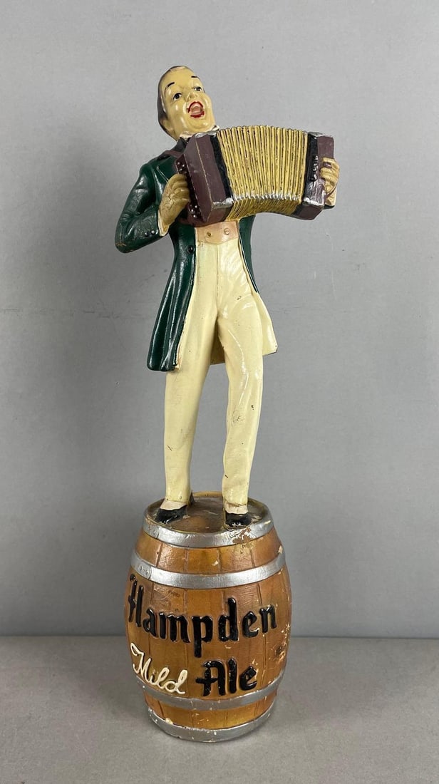 Vintage Hampden Mild Ale Accordion Player Chalk Advertising Statue (1 of 4)