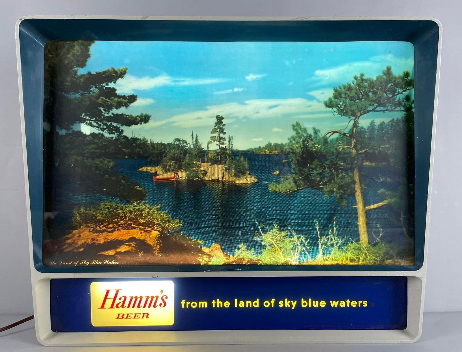 Vintage Hamms Beer TV Motion Rippler Light-Up Advertising Sign (1 of 3)